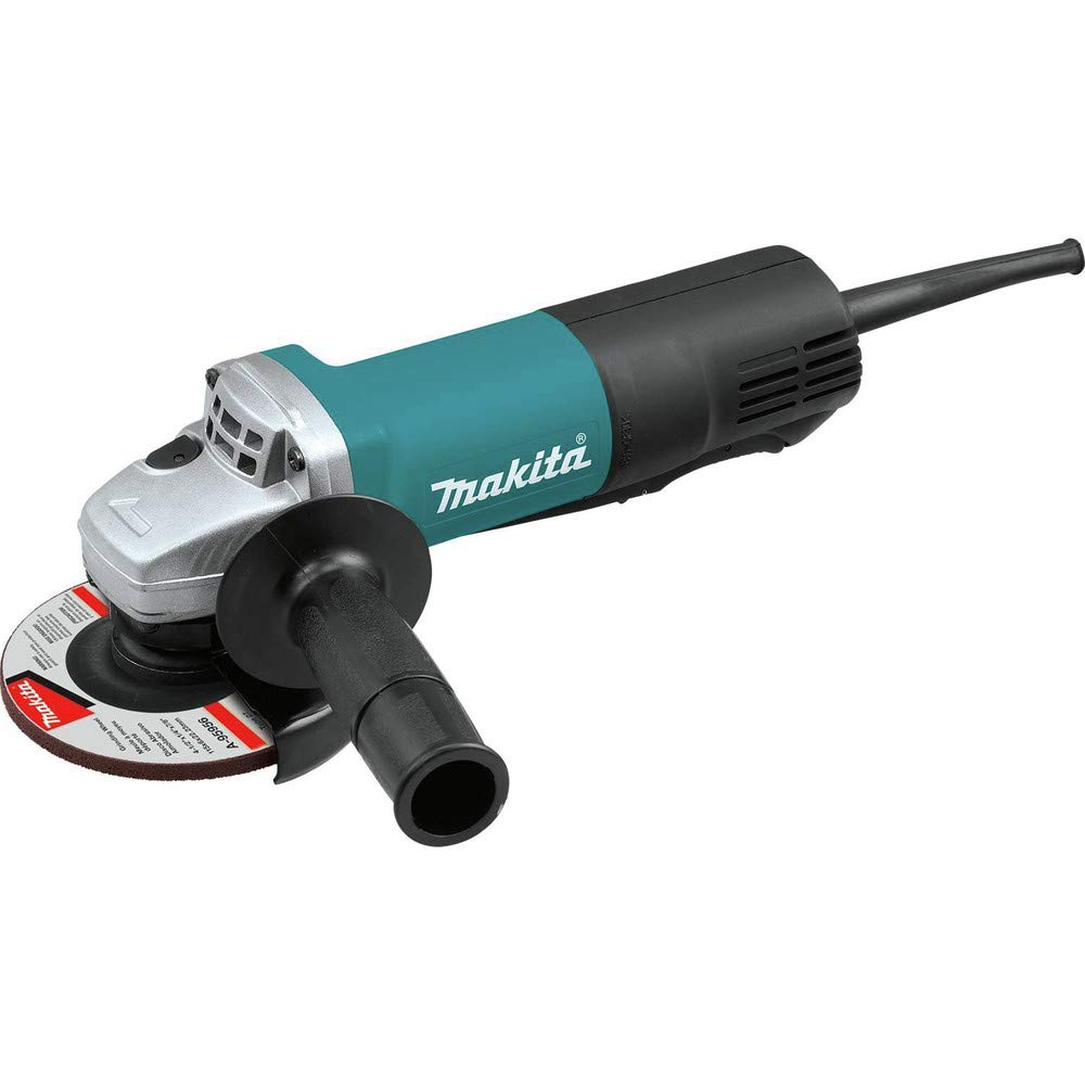 Labyrinth construction protects Makita 9557PBX1 from dust and debris.