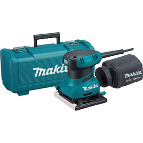 Makita BO4556K finishing sander with ergonomic grip enables comfortable control.