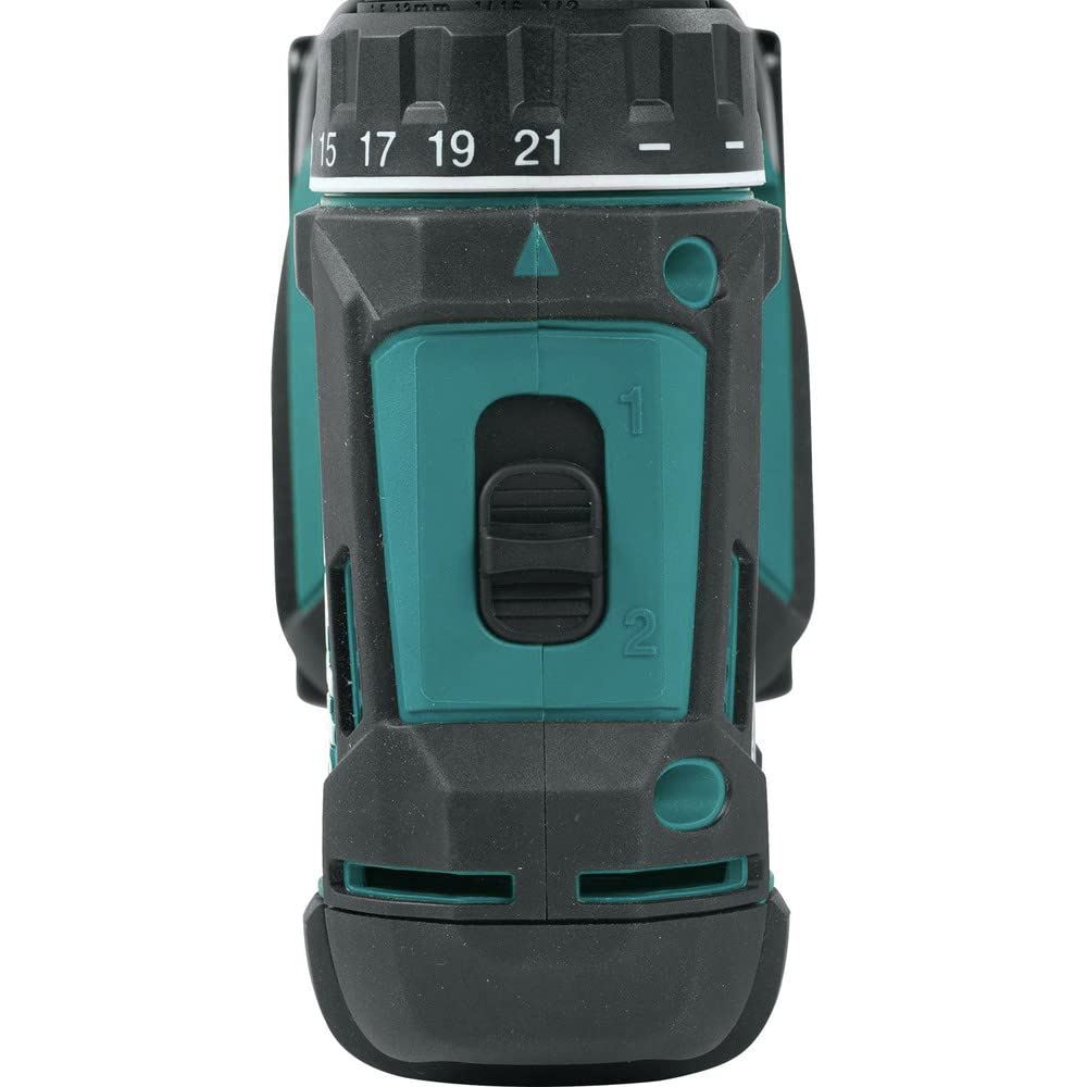 Makita CT225SYX drilling into wood demonstrates compact, comfortable handling.