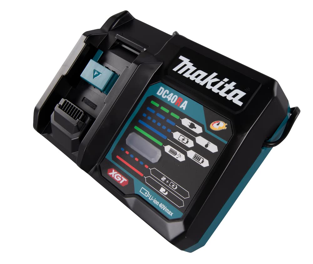 Makita DC40RA LED indicators provide charge status at a glance