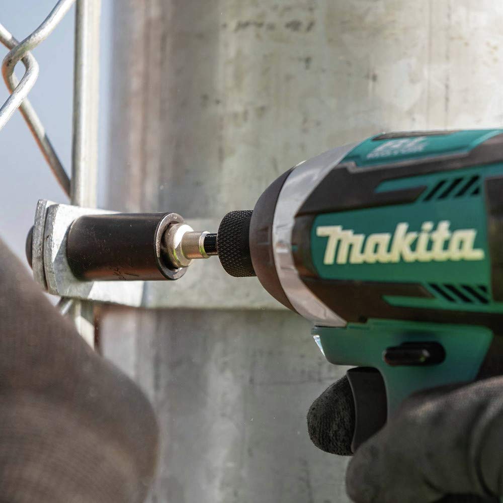 Makita E-01672 flexible boot keeps sockets organized