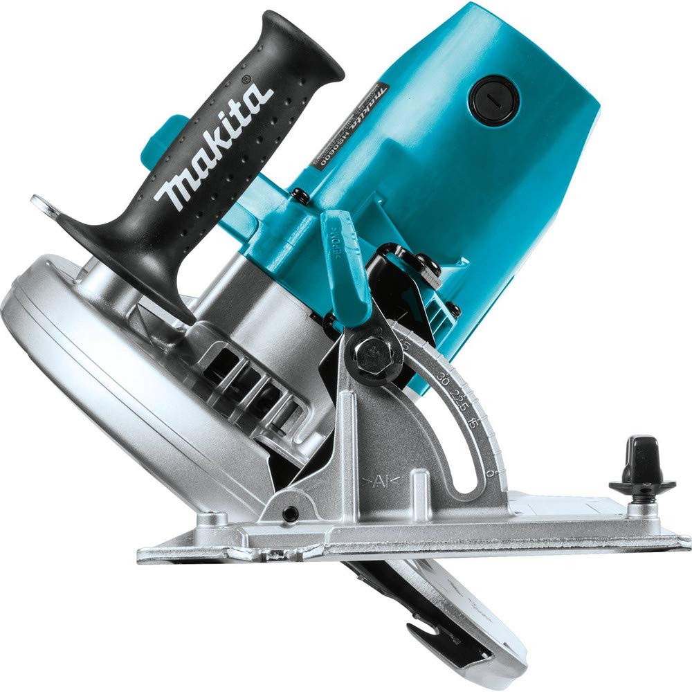 Makita HS0600 adjustable top guide aligned with cut line for accuracy