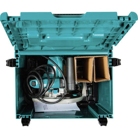 Magnesium construction keeps the SP6000J lightweight and durable.