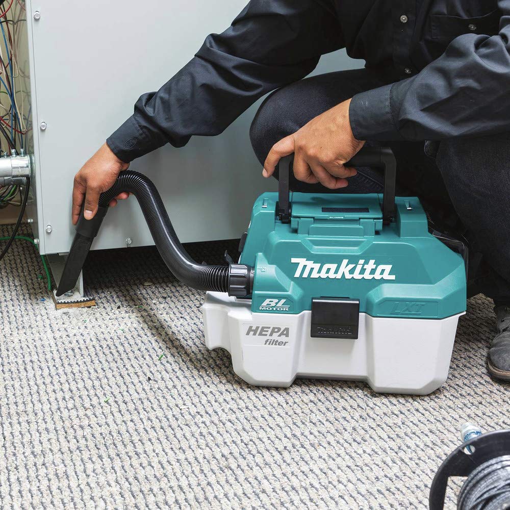 Lightweight 10.1 lb with battery enables portable cleanup.
