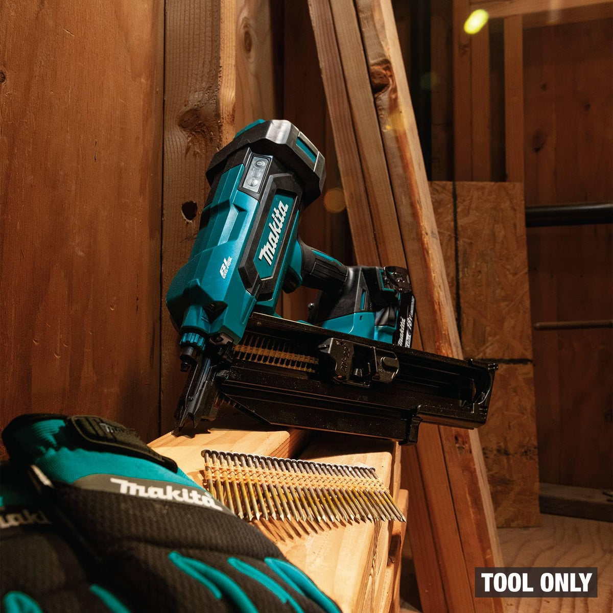 Makita XNB03Z built-in LED light illuminates the work area