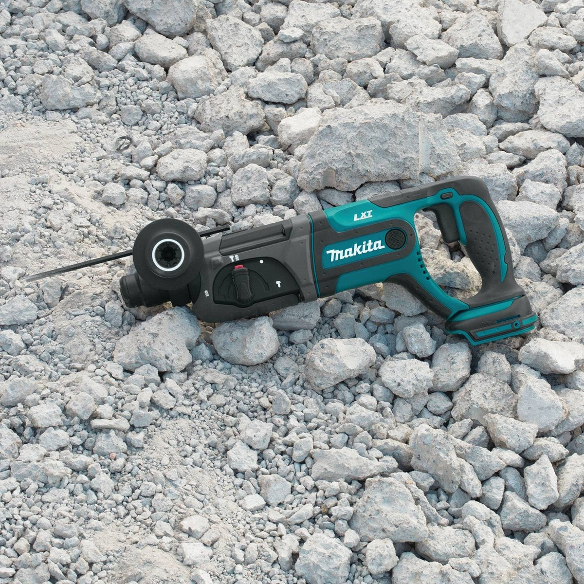 Makita XRH04Z demonstrates 3 mode operation for versatile drilling tasks.