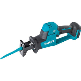 Makita XRJ08Z in action: one-handed saw enables precise cuts with reduced fatigue