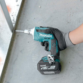 Makita XSF03Z supports backer board and subfloor installations with steady driving power.
