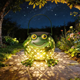 Mantunt frog-lantern glows warmly for garden path lighting