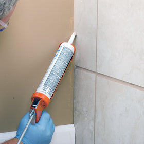 Mapei Keracaulk S easy-application-cleanup for faster installations