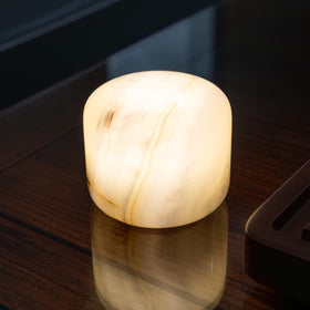 Marmor ambient LED glow for a warm, relaxing bedroom atmosphere.