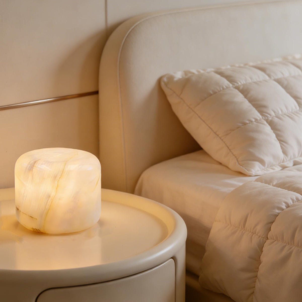 Marmor safety-certified lamp for safe home use.