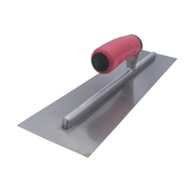Marshalltown QLT square shank design prevents handle twisting during use.