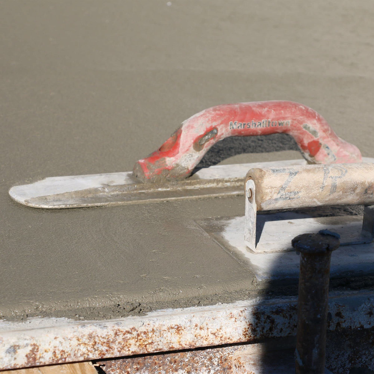 Marshalltown ergonomic grip reduces hand fatigue during long finishing sessions.