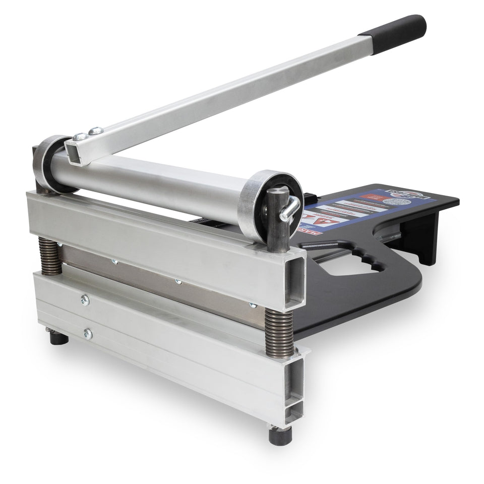 MARSHALLTOWN Ultra-Lite Flooring Cutter 13-inch front view, portable and easy to maneuver for on-site use