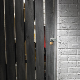 Master Lock 140T padlock 4-pin cylinder helps deter picking