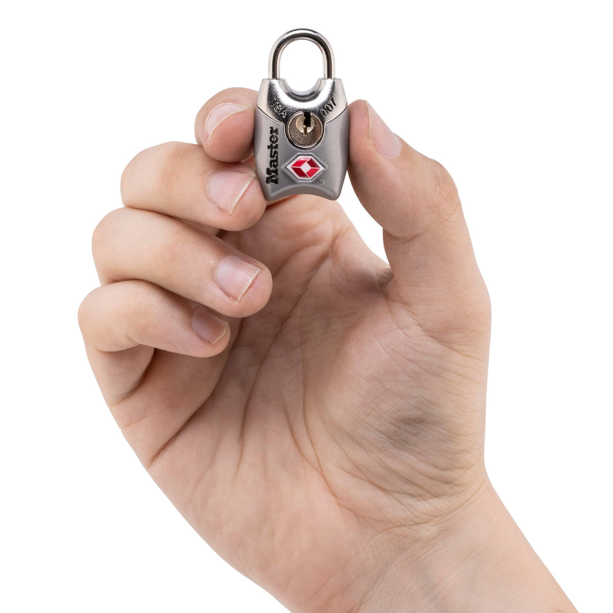 Master Lock 4689Q metal body lock, durable travel companion.