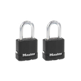 Master Lock Magnum padlock with weather-resistant body for outdoor fences and sheds