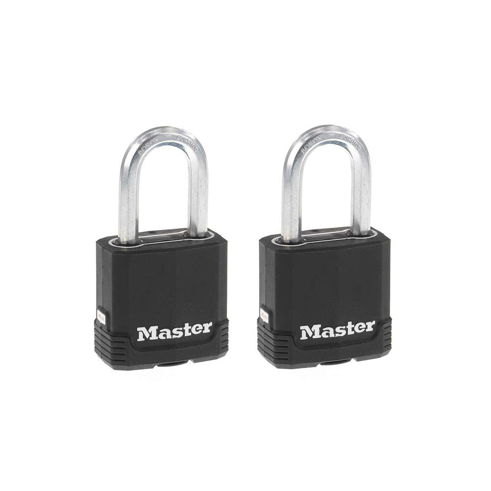 Master Lock Magnum padlock with weather-resistant body for outdoor fences and sheds