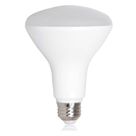 Maxxima dimmable flicker-free bulb enables smooth dimming in living spaces