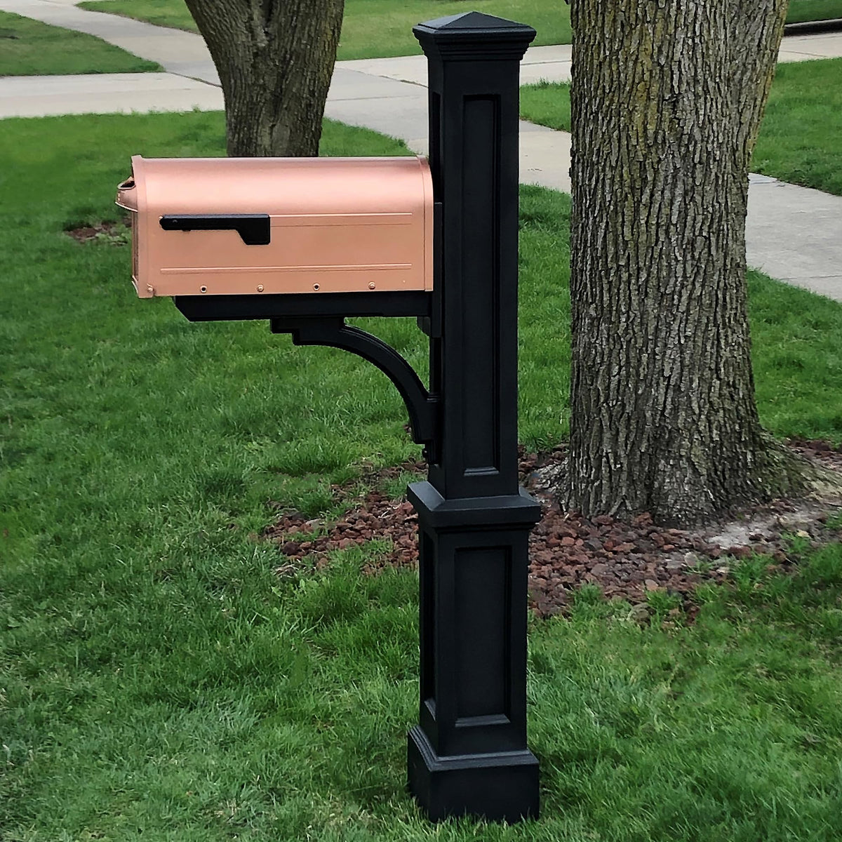 Mayne Newport Plus install over a standard 4x4 post for quick, secure setup.