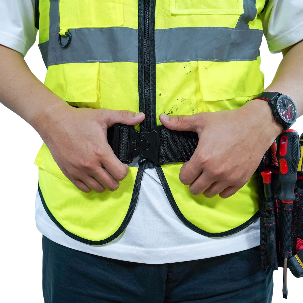 MELOTOUGH versatile work belt supports diverse jobs and activities.
