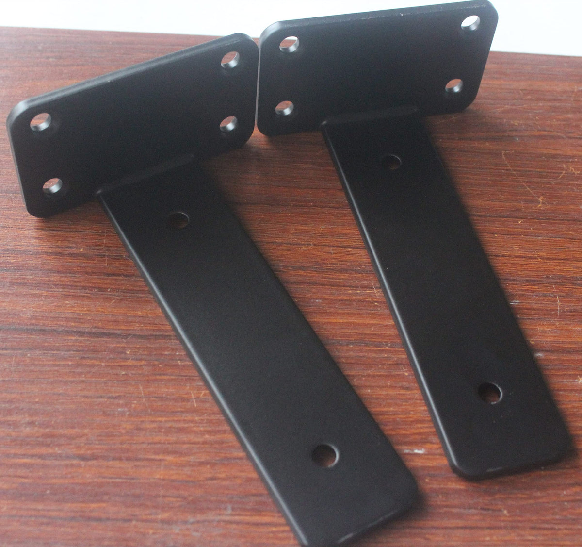 MHMYDZ 4-pack includes fasteners, ready for garage or home projects.