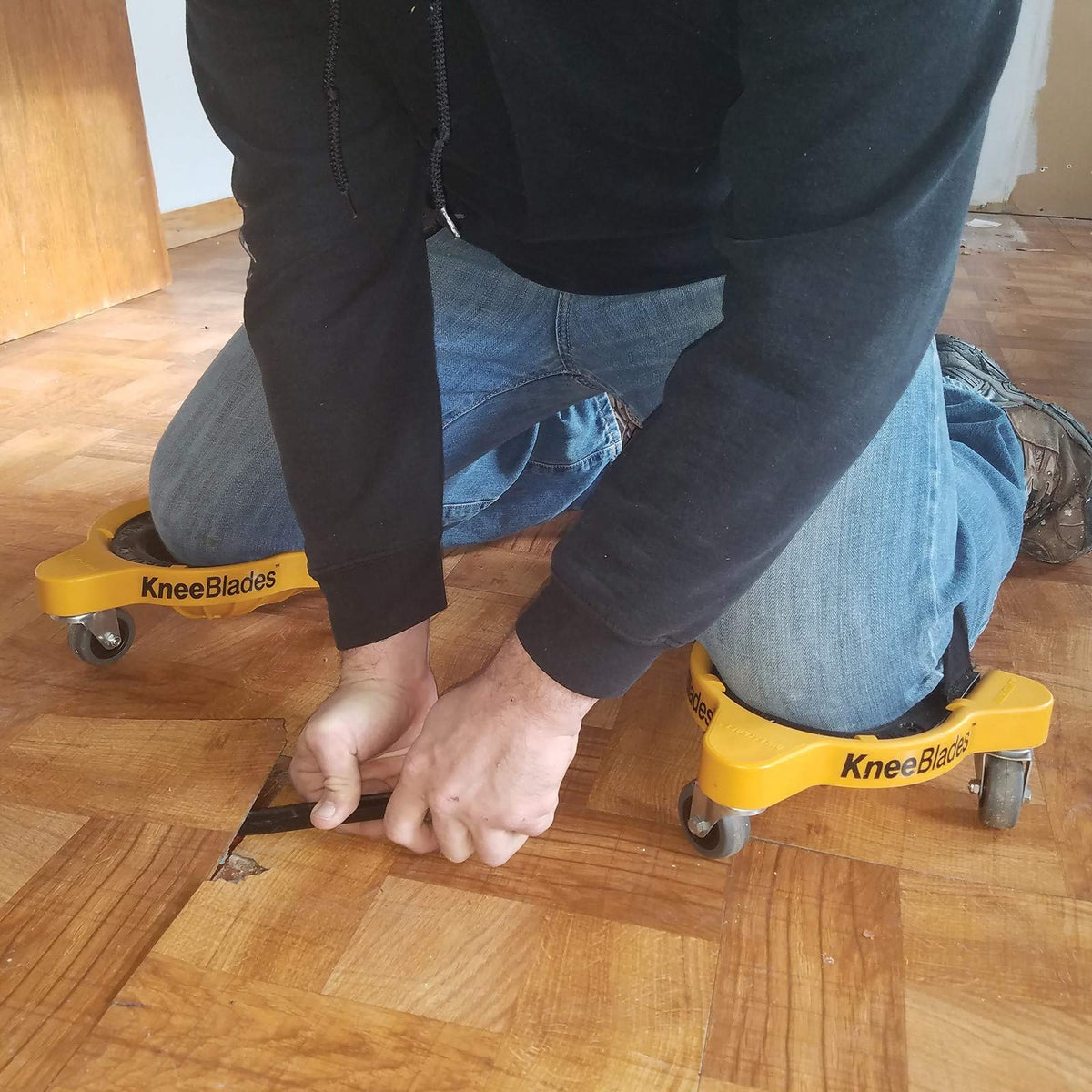 Milescraft 1603 KneeBlades with three casters support stable, non-marring rolling
