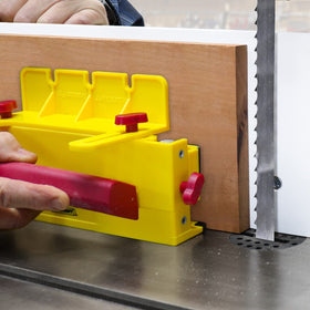 Milescraft GrabberPRO safety-focused design protects fingers during operation.