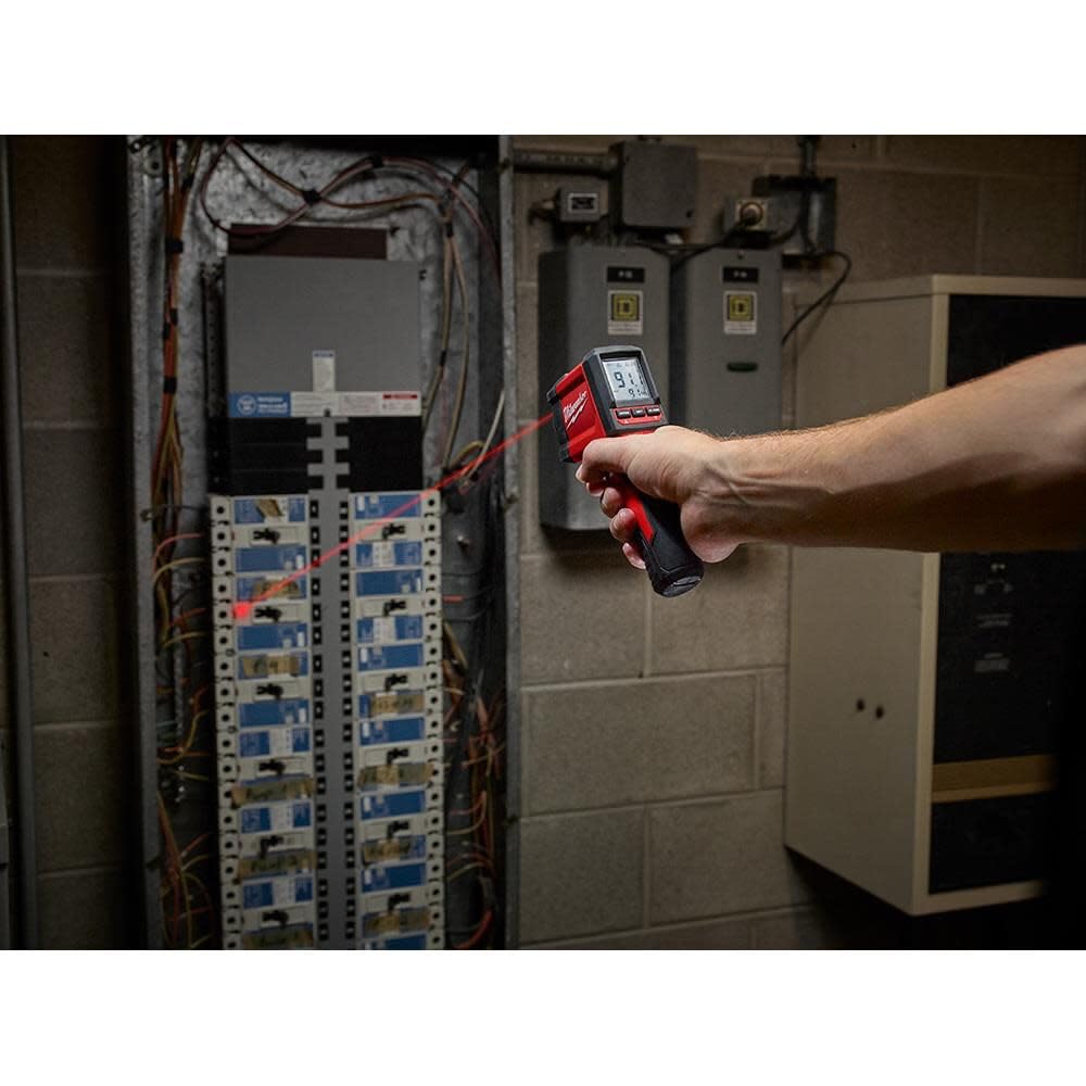 Milwaukee 2267-20 durable construction designed for demanding environments.