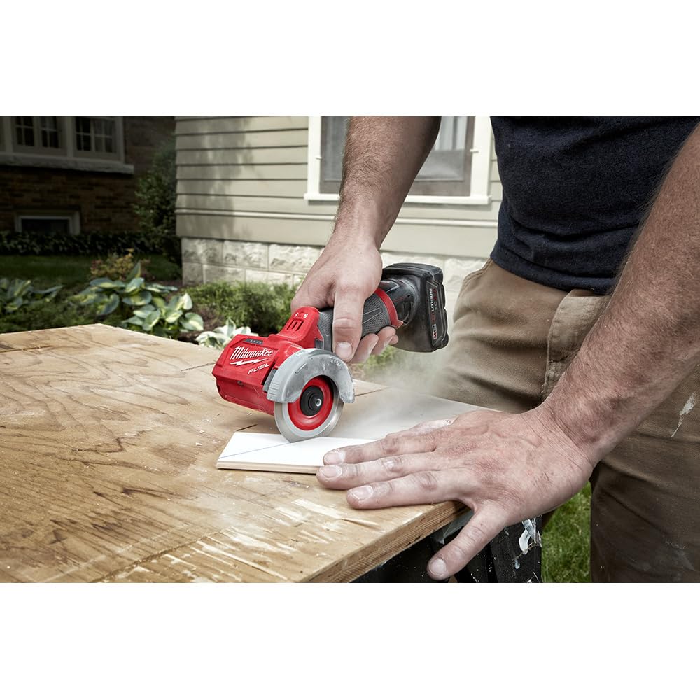 Milwaukee 2522-20 compact 7-inch length fits tight spaces.