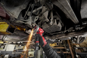 Milwaukee 2522-20 Redlink Plus protects tool from overload during use.