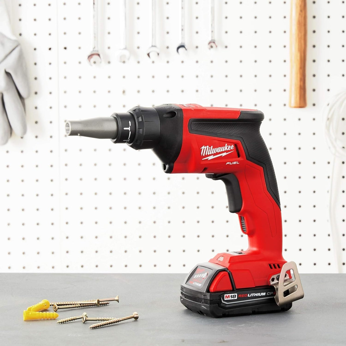 Milwaukee 2866-20 ergonomic pistol grip promotes comfortable use throughout tasks