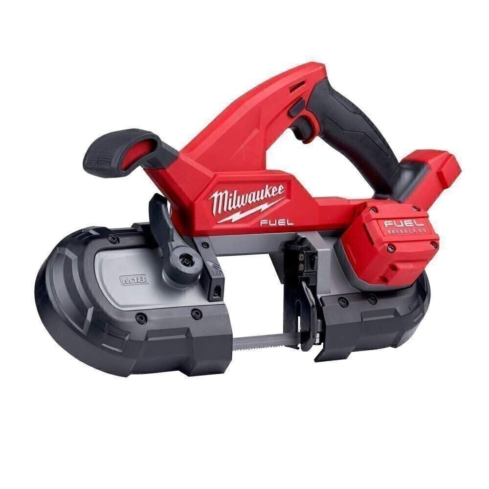 Milwaukee Band Saw cordless 18V for on-site flexibility in metal cutting.