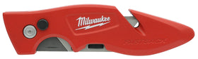 Milwaukee Fastback gut hook enables cutting without exposing the blade.
