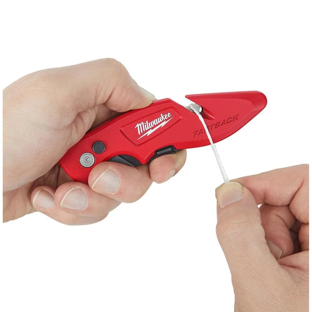 Milwaukee Fastback knife with durable metal construction.