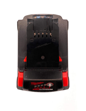 Milwaukee M18 1.5Ah battery with fuel gauge shows runtime awareness