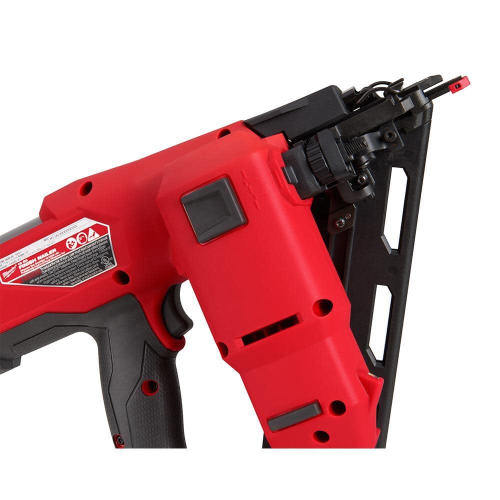 Milwaukee M18 FUEL 15-Gauge Finish Nailer tip storage keeps fasteners ready