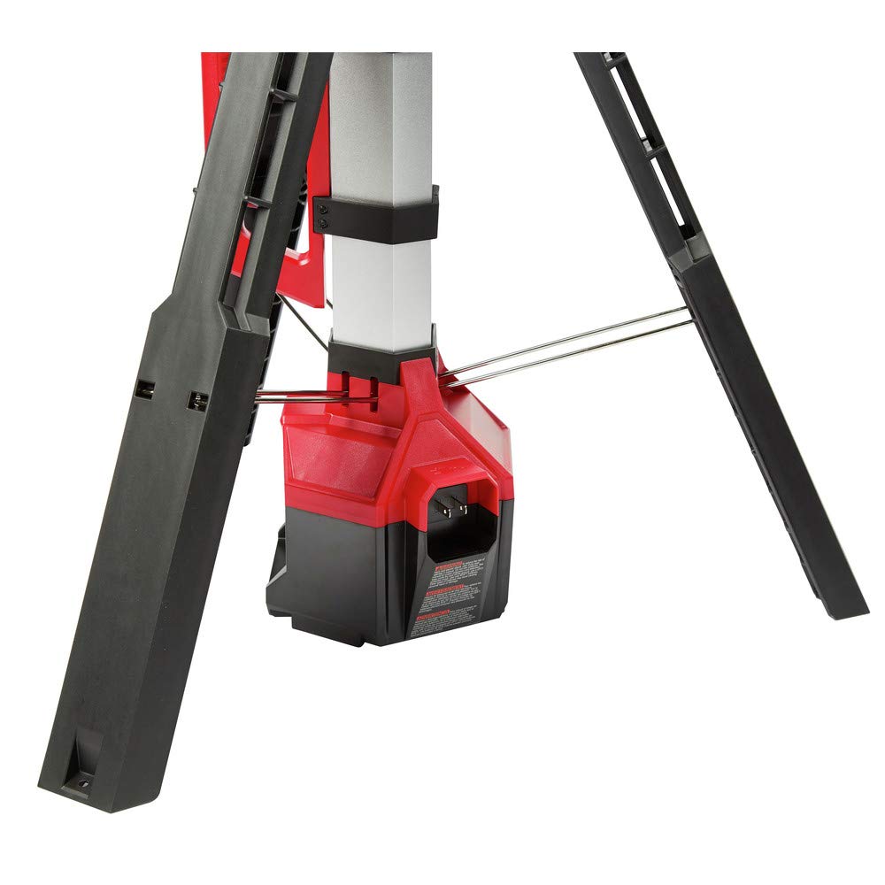 Milwaukee M18 Rocket dual power tower light enhances task focus with broad light