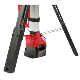 Milwaukee M18 Rocket dual power tower light enhances task focus with broad light