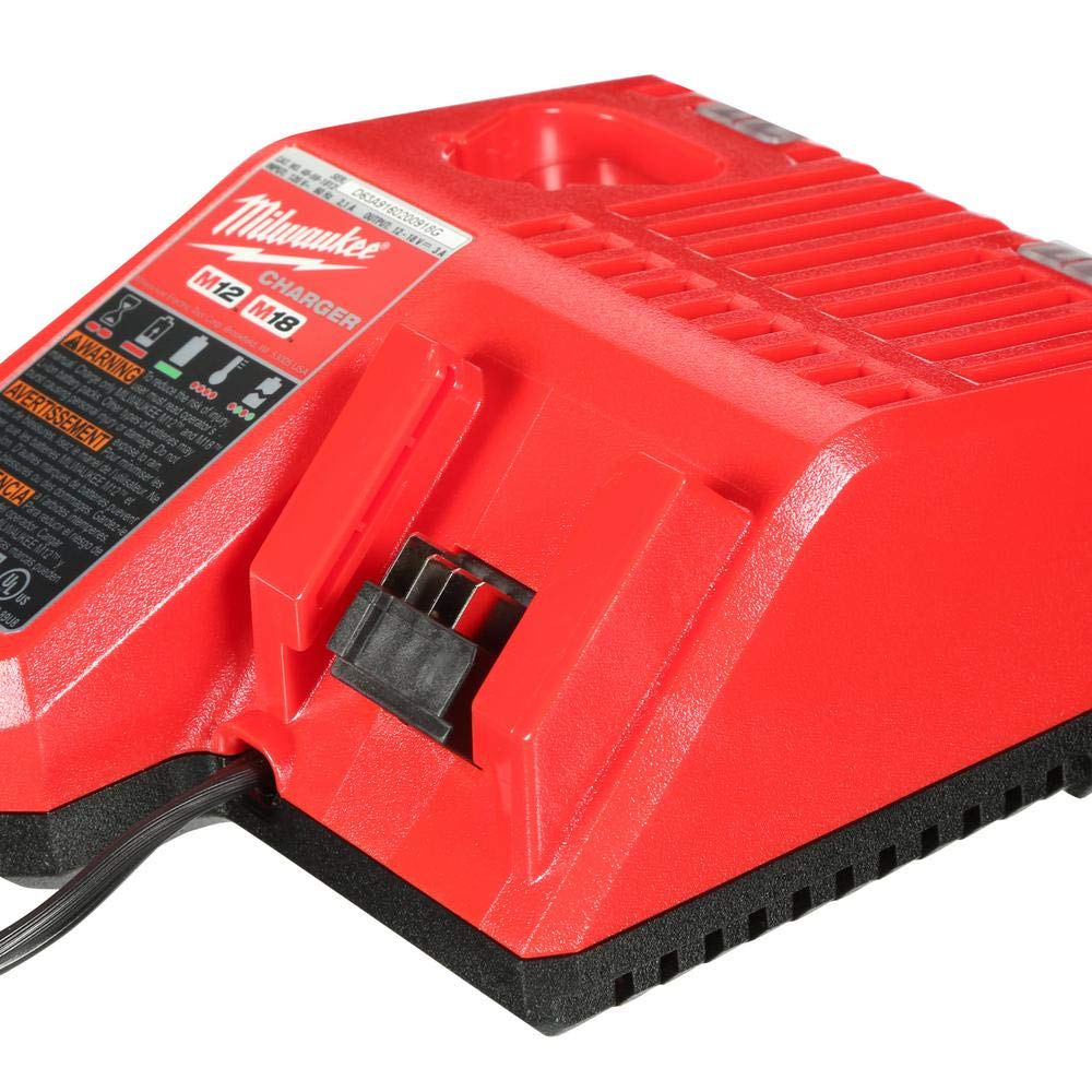 Milwaukee M18 XC5 battery ready for cold-weather performance on site