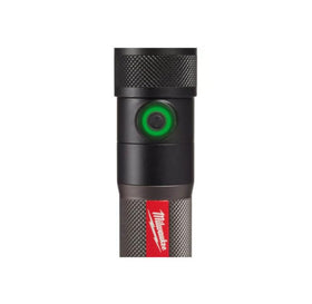 Milwaukee ergonomic grip flashlight demonstrating comfortable extended use