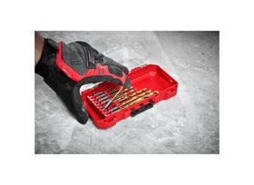 Titanium-coated bits designed for wear resistance in the Milwaukee set