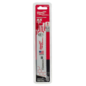 Milwaukee Torch blade 6in 14tpi teeth close-up highlights sharp, consistent teeth for fast metal cutting.