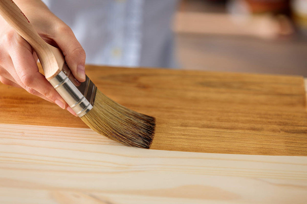 Minwax stainable wood filler designed for interior and exterior use.