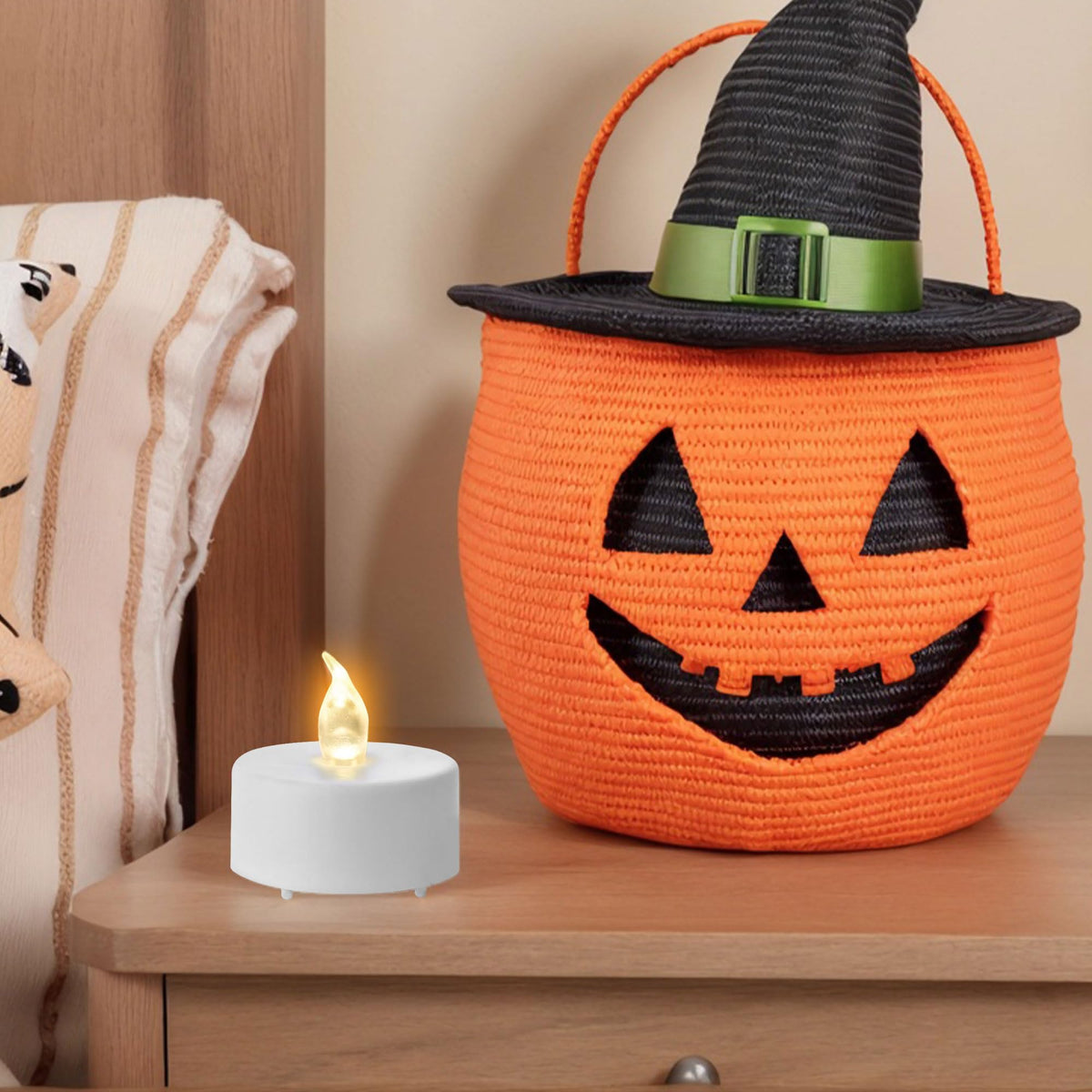 MINXIN party decor tea lights provide safe festive ambiance.
