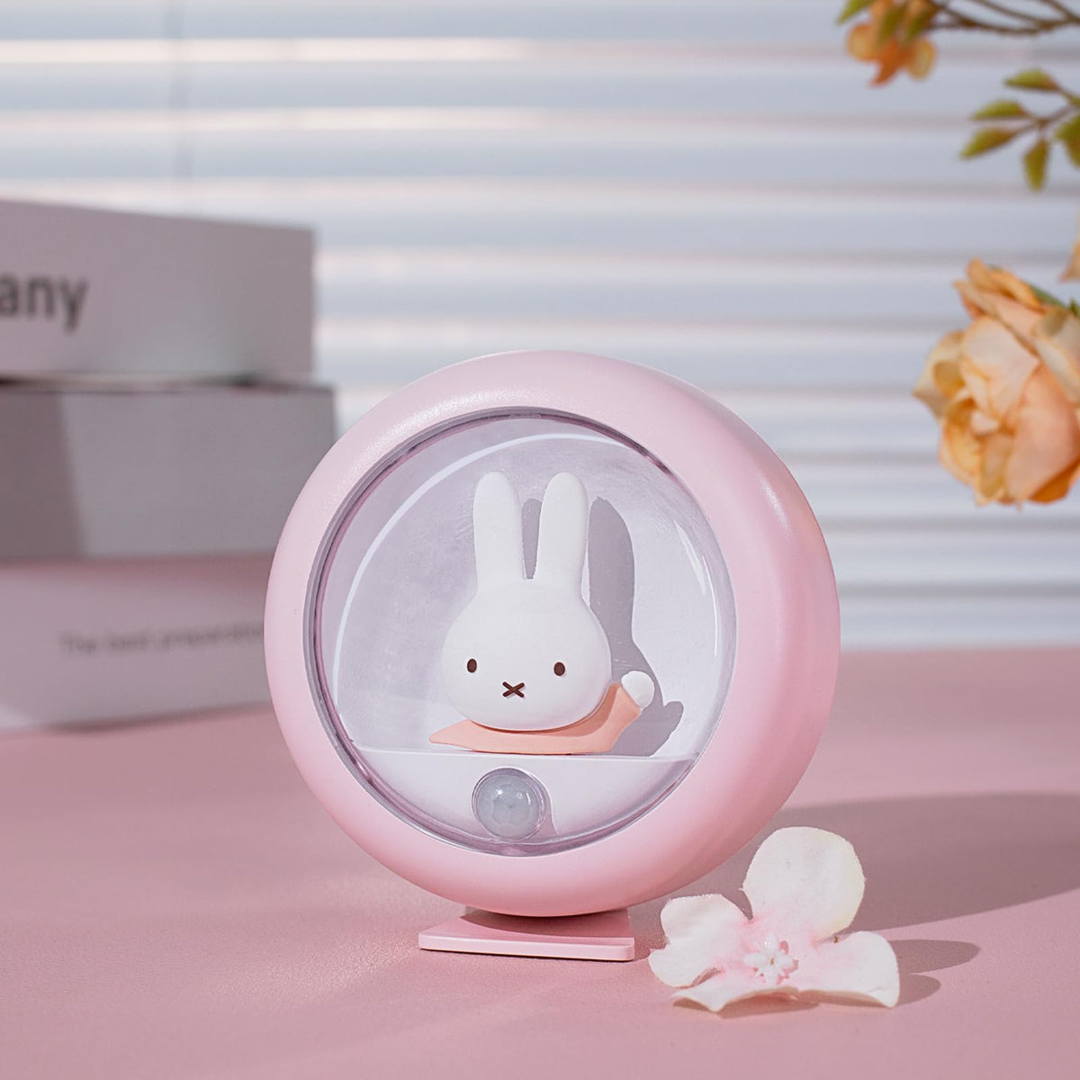 MIPOW Miffy pink night light with magnetic attachment for flexible mounting