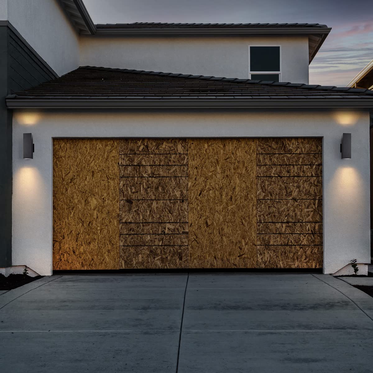 Mirrea IP65 waterproof design protects against rain and humidity for year-round use.