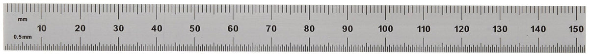 Close-up of Mitutoyo 182-207 graduations for precise layout and marking tasks.