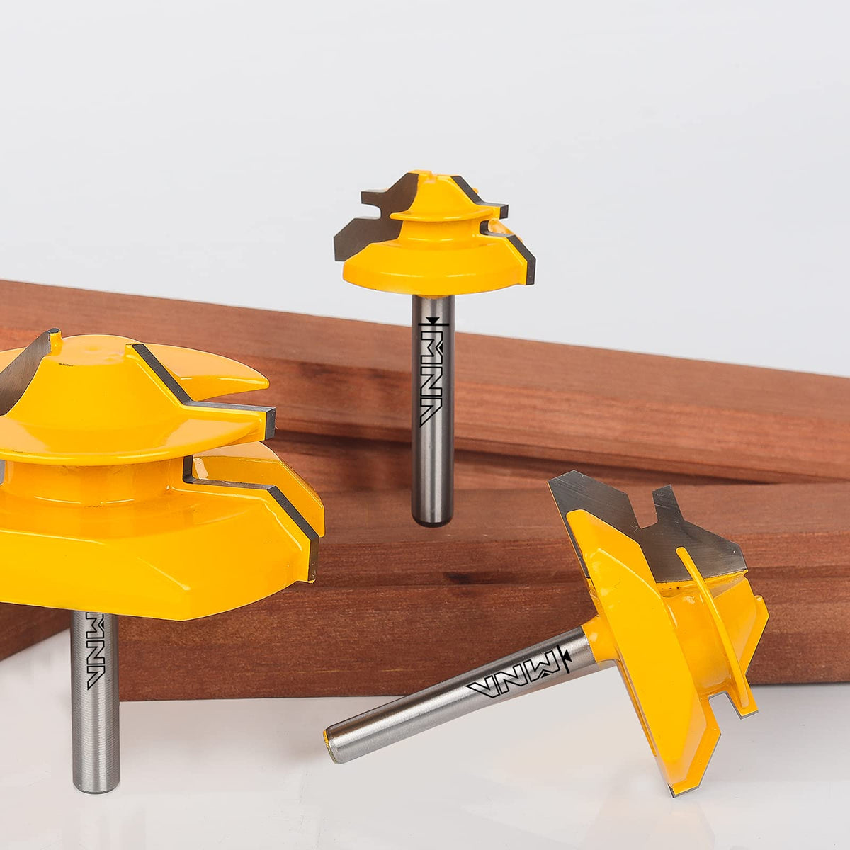 MNA universal 1/4-inch shank demonstrates router compatibility